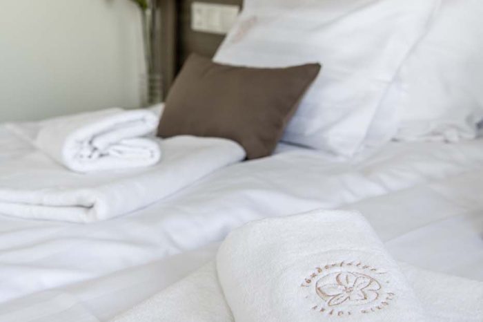 tündérfátyol kétszemélyes ágya