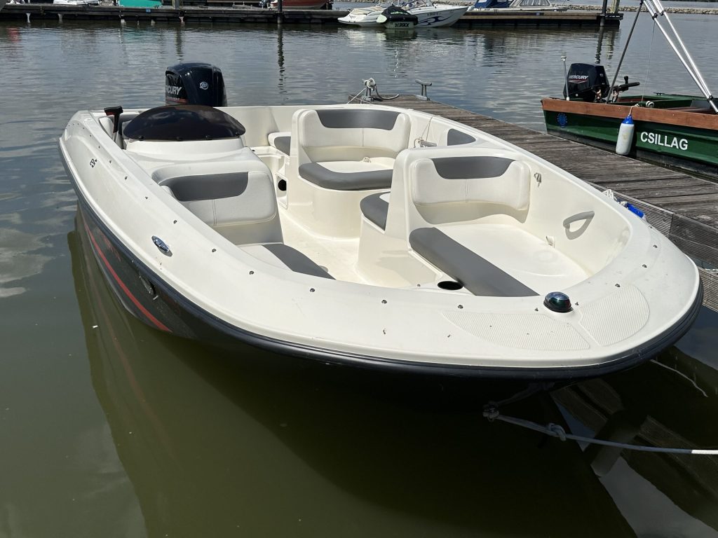 Sporthajós programok az Abádi Kikötőben