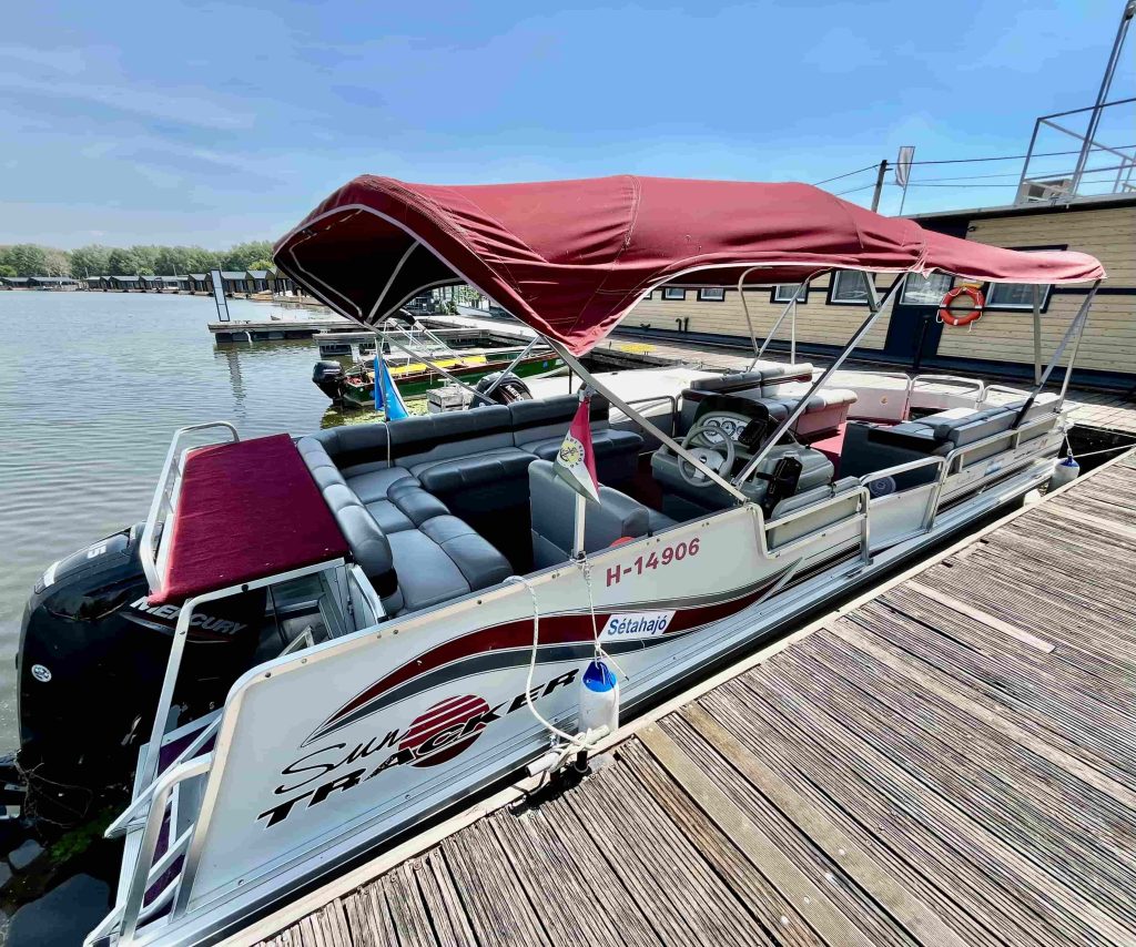 Katamarán sétahajó program a Kikötőben